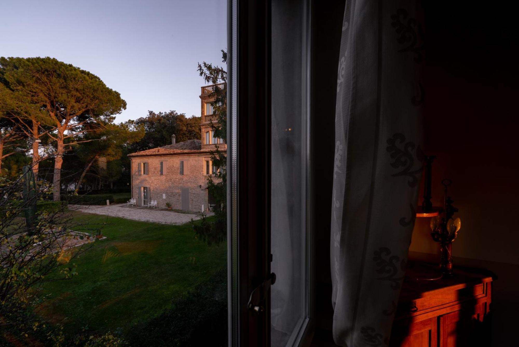 Il Pignocco Country House Santa Veneranda Rum bild